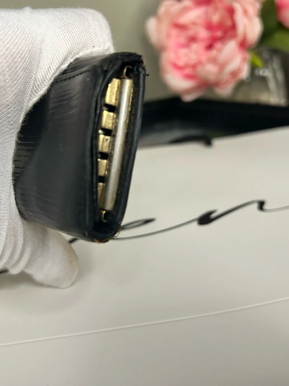 Father’s Day Louis Vuitton Black Epi Leather Wallet Key Case